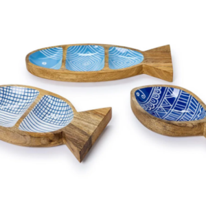 Handcrafted wooden fish-shaped starter plates designed for hotels and restaurants, featuring elegant natural wood finish for serving appetizers, seafood starters, and gourmet dishes in luxury hospitality and eco-friendly dining spaces.