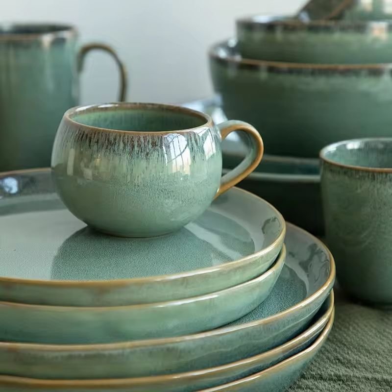 VerdeQuale, hotel tableware, hospitality crockery, ceramic dinnerware, restaurant tableware, luxury hotel crockery, ceramic plates, ceramic cups, resort tableware, India-made hospitality products.